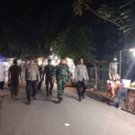 Danramil Paiton Hadiri Pengajian Akbar Milad ke-20 Syubbanul Muslimin di Ponpes Nurul Qodim Danramil Paiton Hadiri Pengajian Akbar Milad ke-20 Syubbanul Muslimin di Ponpes Nurul Qodim