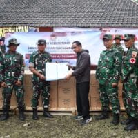 Bantuan Kemanusiaan Mengalir ke Semeru, Danrem 083/BJ: Komitmen Pemerintah Tidak Pernah Surut