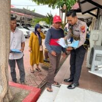 Polantas Menyapa: Ketulusan Polisi Menghangatkan Pagi Warga Tuban