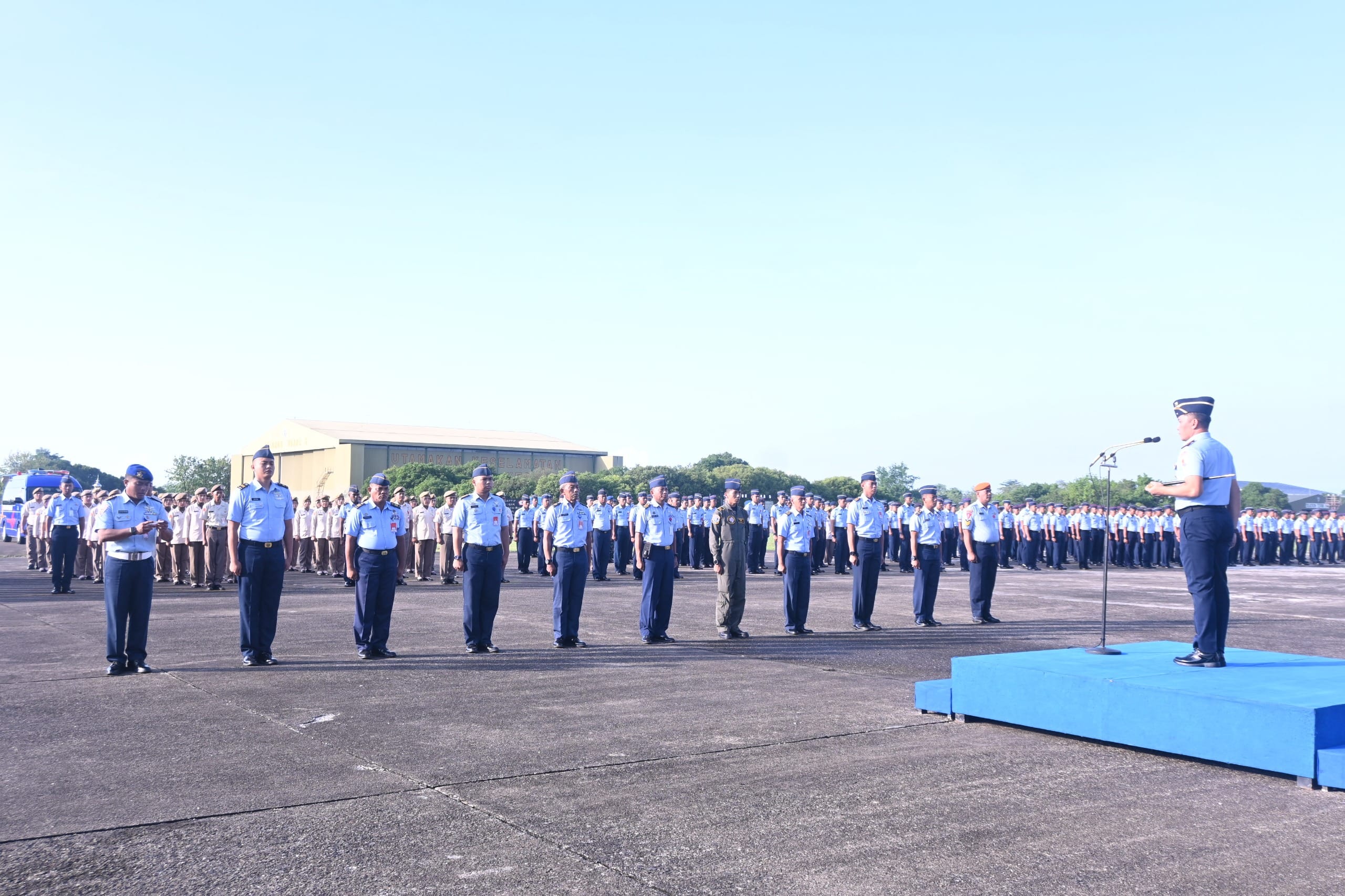 Pimpin Apel Pagi, Danlanud Sultan Hasanuddin Tekankan Integritas dan Kesiapan Personel Menghadapi Tantangan Ke Depan