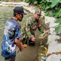 Babinsa Bendowulung Ajak Warga, Jaga Kebersihan Dan Kelestarian Sumber Mata Air