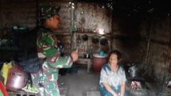 Banjir Lahar Semeru Guncang Jiwa Warga, Kehadiran Babinsa Jadi Penyemangat di Pengungsian