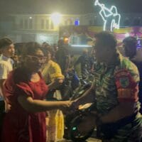 Ciptakan Rasa Aman Serta Perkokoh Rasa Toleransi, Personel Kodim 1710/Mimika Laksanakan Pengamanan Ibadah Natal