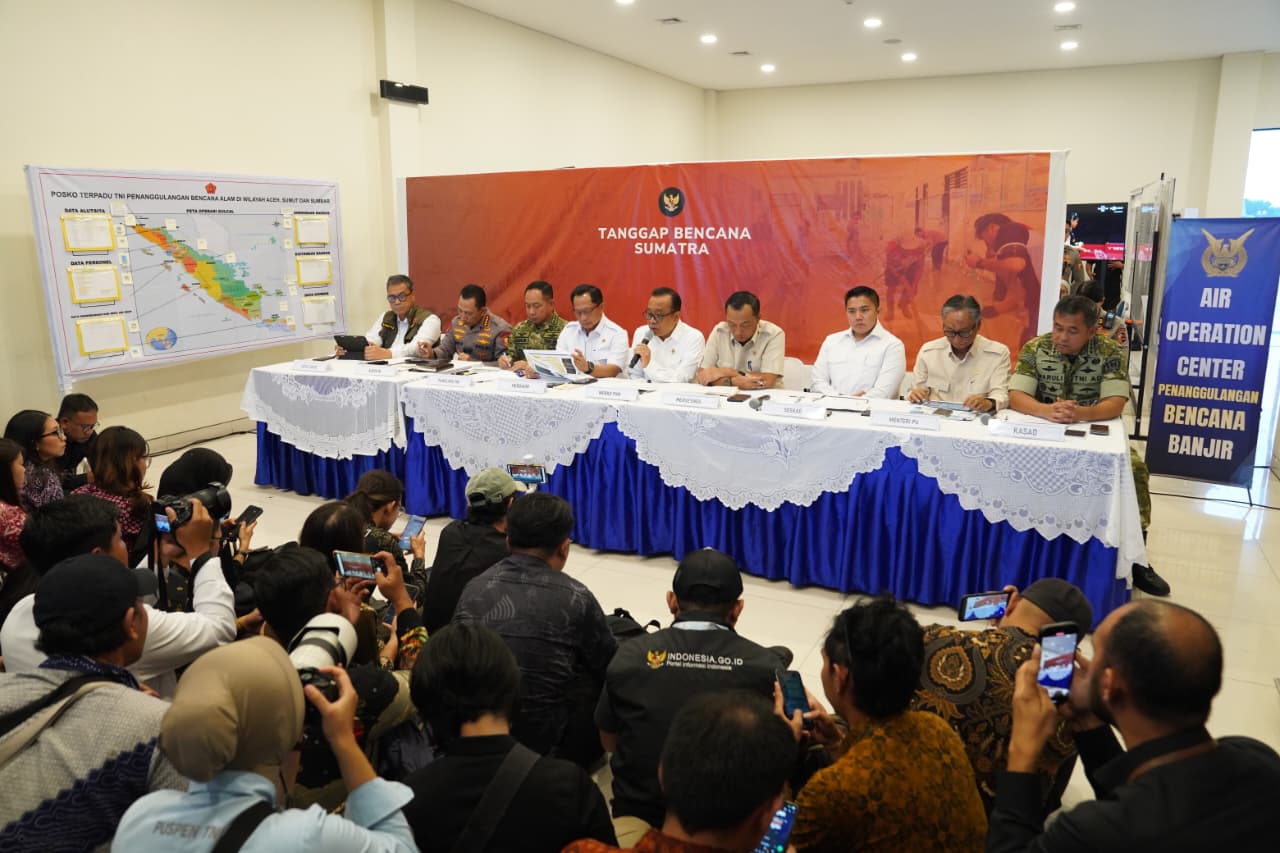 Panglima TNI: 36.636 Personel Dikerahkan Tangani Bencana di Wilayah Sumatera