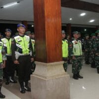 Apel Siaga Malam Tahun Baru 2026, Sinergitas TNI – Polri Jamin Keamanan Kabupaten Blitar