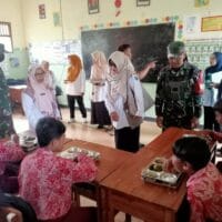 Koramil Dringu Menghadiri Grand Opening SPPG Dan Penyaluran MBG Sumbersuko