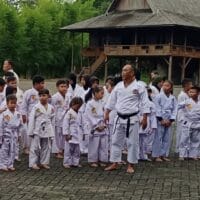 Babinsa Barabai Beri Motivasi Karateka HST dalam Gashuku dan UKT Sabuk