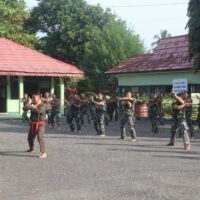 Kodim 1008/Tabalong Gelar Latihan Pencak Silat Militer untuk Tingkatkan Kemampuan Bela Diri Prajurit