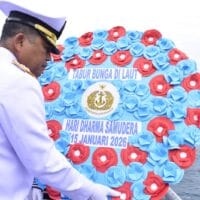 Kodaeral X TNI AL Gelar Upacara Tabur Bunga di Laut Dalam Rangka Hari Dharma Samudera 2026