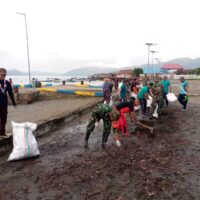 Jumat Bersih, Prajurit Kodim 1505/Tidore Bersatu Jaga Kebersihan Lingkungan