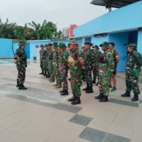 Koramil Wonoasih Mempelopori Aksi Sosial Di GOR Mastrip