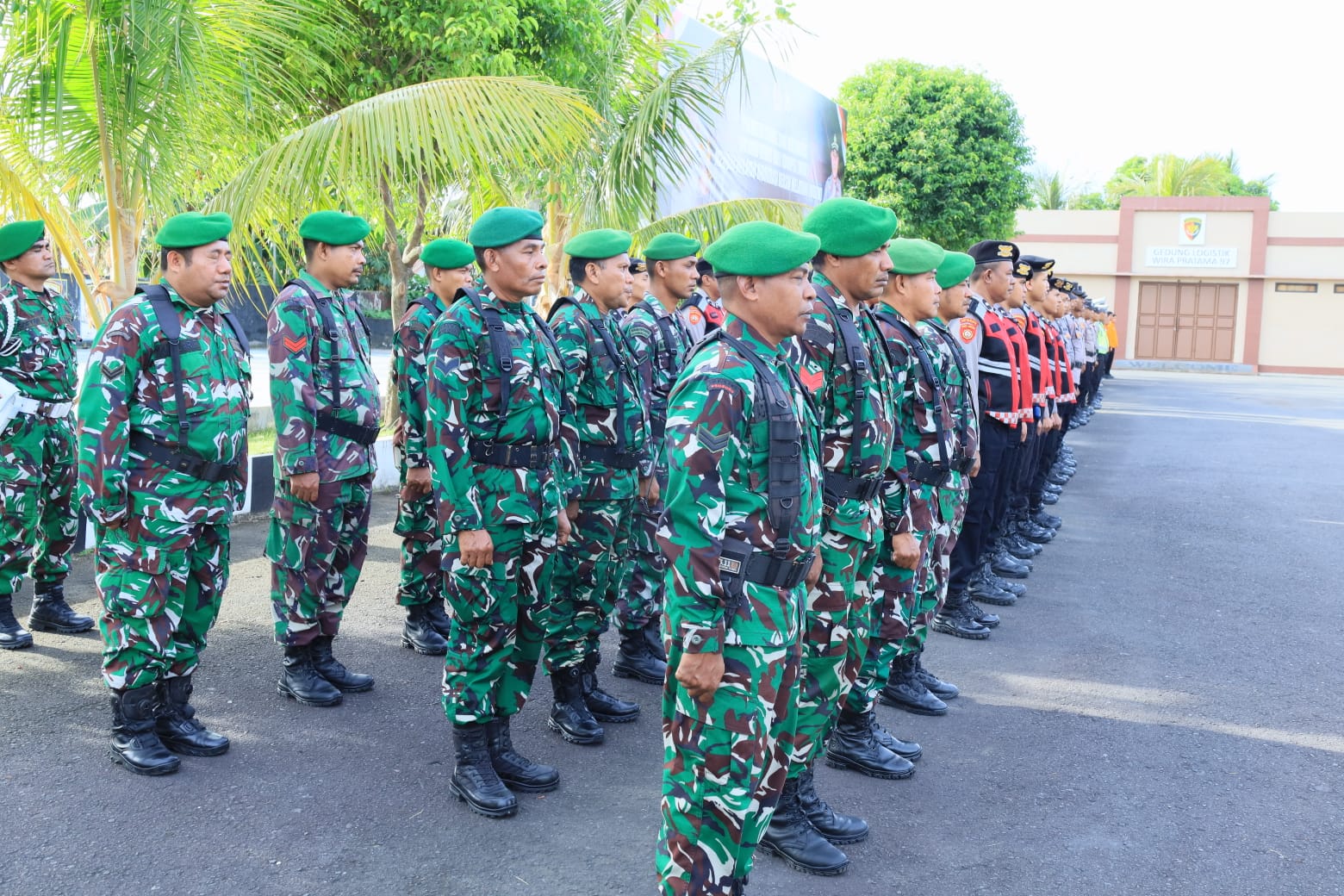 TNI-Polri Bersinergi, Apel Siaga Kamtibmas Selama Bulan Ramadhan di Kota Tidore TNI-Polri Bersinergi, Apel Siaga Kamtibmas Selama Bulan Ramadhan di Kota Tidore