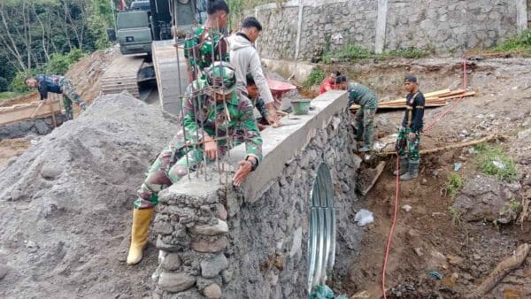 Satgas Gulbencal Kodam IM Percepat Jembatan Armco Bener Meriah, Akses Vital Warga Segera Pulih Satgas Gulbencal Kodam IM Percepat Jembatan Armco Bener Meriah, Akses Vital Warga Segera Pulih