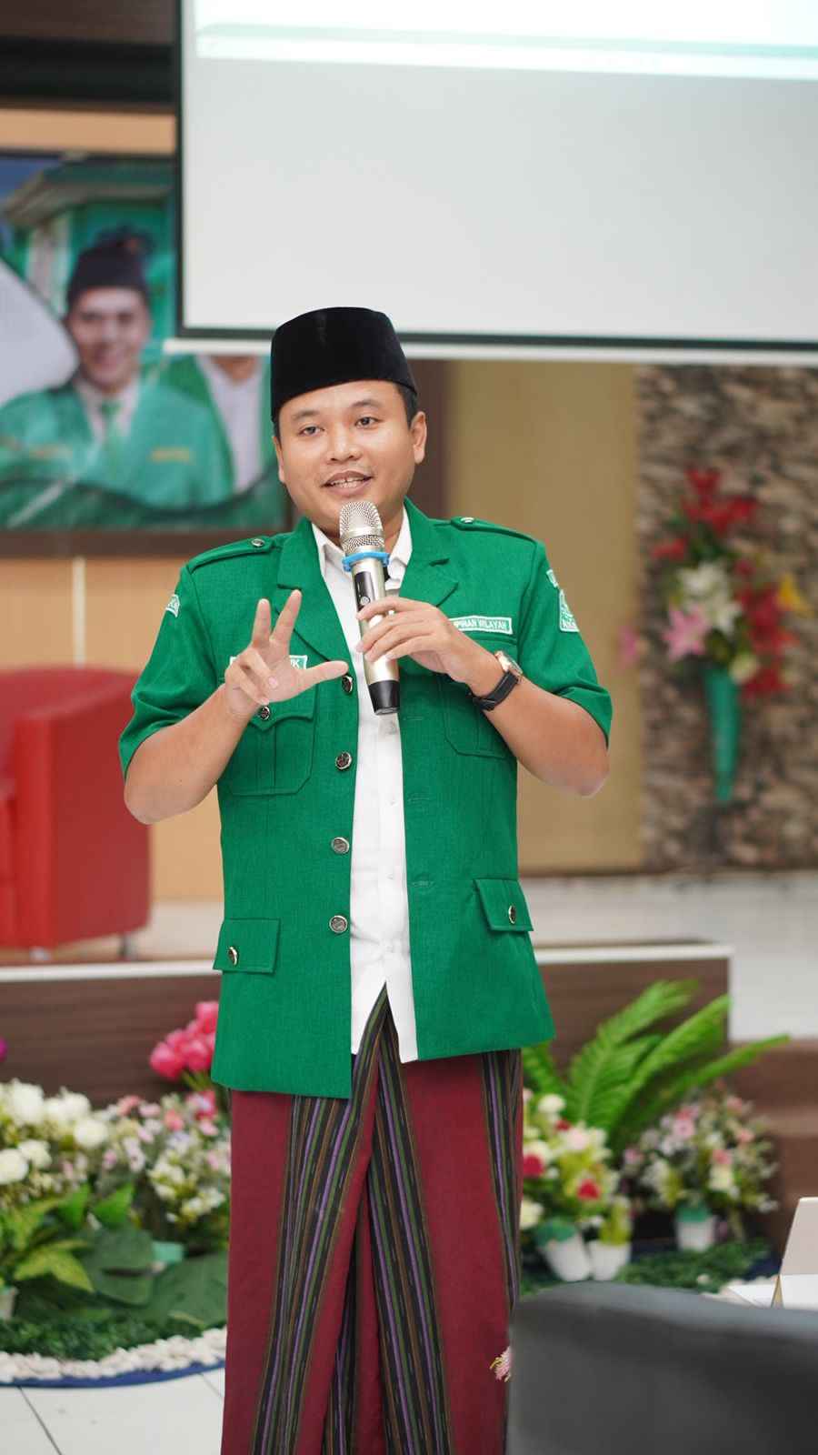 Advokat Jatim Bung Taufik Sesalkan Dugaan OTT terhadap Wartawan, Serukan Aliansi Peduli Jurnalis Advokat Jatim Bung Taufik Sesalkan Dugaan OTT terhadap Wartawan, Serukan Aliansi Peduli Jurnalis