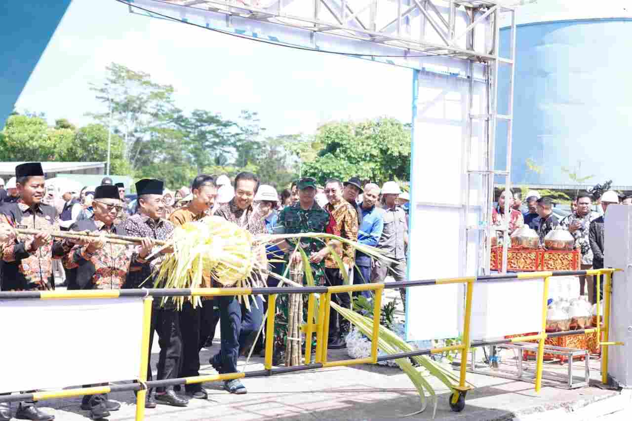 Dandim 0808/Blitar Dampingi Bupati Dan Forkopimda Hadiri Manten Tebu 2026 Di PG Rejoso Manis Indo