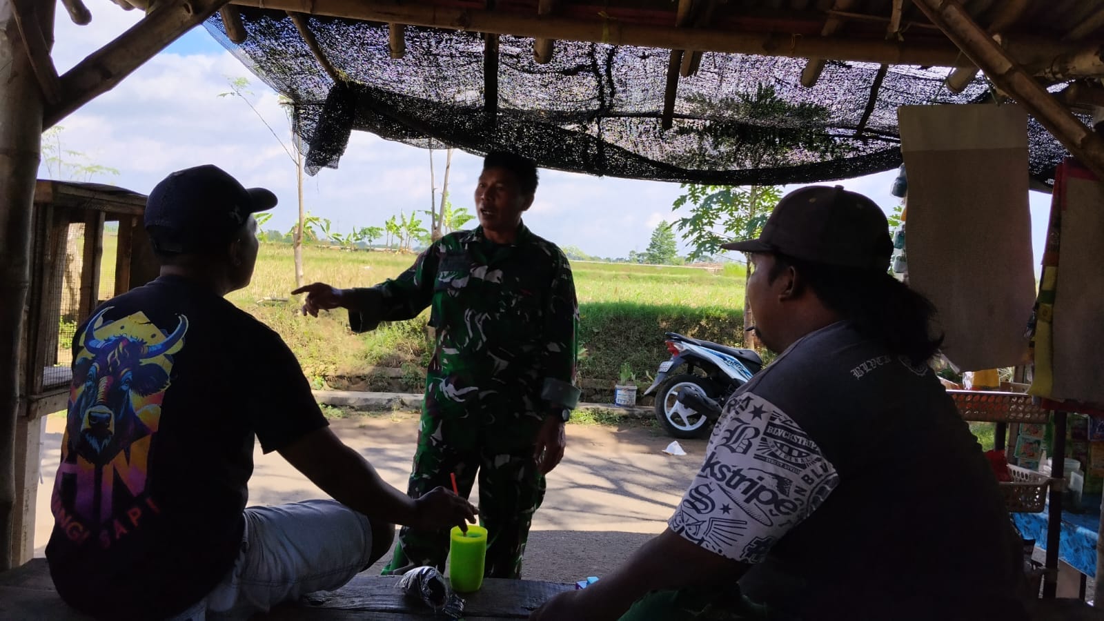 Wujudkan Kehidupan Yang Tentram, Koramil Wonoasih Lakukan Patroli Wilayah Binaan
