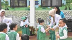 Yayasan Kartika Jaya Kodim 1002/HST Gelar Edukasi Kesehatan Gigi dan Tumbuh Kembang Anak Yayasan Kartika Jaya Kodim 1002/HST Gelar Edukasi Kesehatan Gigi dan Tumbuh Kembang Anak