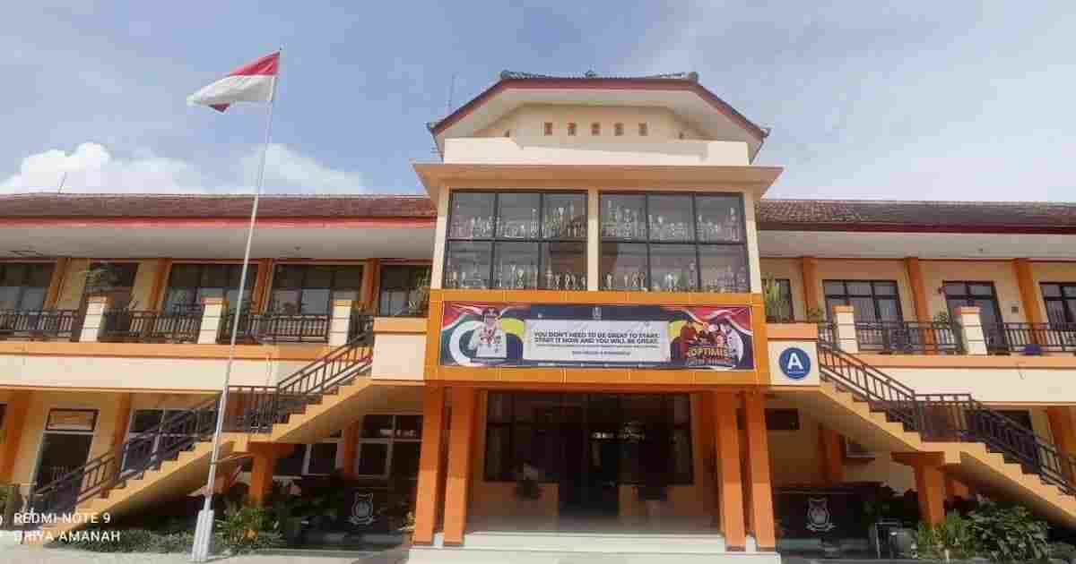 SMKN 2 Ponorogo Memperingati Hari Raya Kurban dengan Semangat Berbagi dan Pengorbanan SMKN 2 Ponorogo Memperingati Hari Raya Kurban dengan Semangat Berbagi dan Pengorbanan