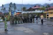 Sinergitas TNI–Polri Perketat Patroli Gabungan, Jaga Keamanan Serta Cegah Kriminalitas Dan Tegaskan Ketertiban di Kota Puncak Jaya