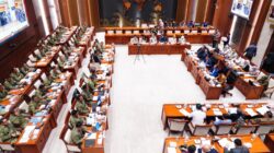 Panglima TNI Hadiri Raker Bersama Komisi I DPR RI Bahas Dinamika Geopolitik dan Misi Perdamaian Dunia