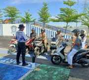 Polantas Tuban Turun ke Jalan, Warga Tuban Dapatkan Informasi SIM, STNK, dan BPKB Secara Langsung