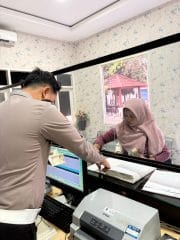 Bukan Menilang, Polantas Tuban Justru Mendengar Keluhan Warga soal SIM, STNK, dan Lalu Lintas