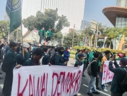BEM PI Tantang Pemerintah Buka Ruang Dialog, Kritik Tajam Menggema di Monas