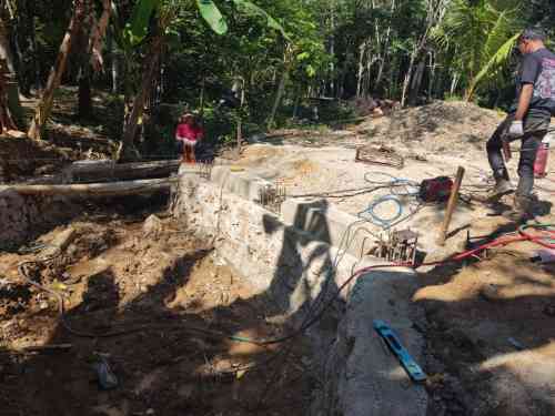 Jembatan Garuda Desa Puain Kanan Kian Kokoh, Pekerjaan Angkur Sedang Berlangsung Jembatan Garuda Desa Puain Kanan Kian Kokoh, Pekerjaan Angkur Sedang Berlangsung