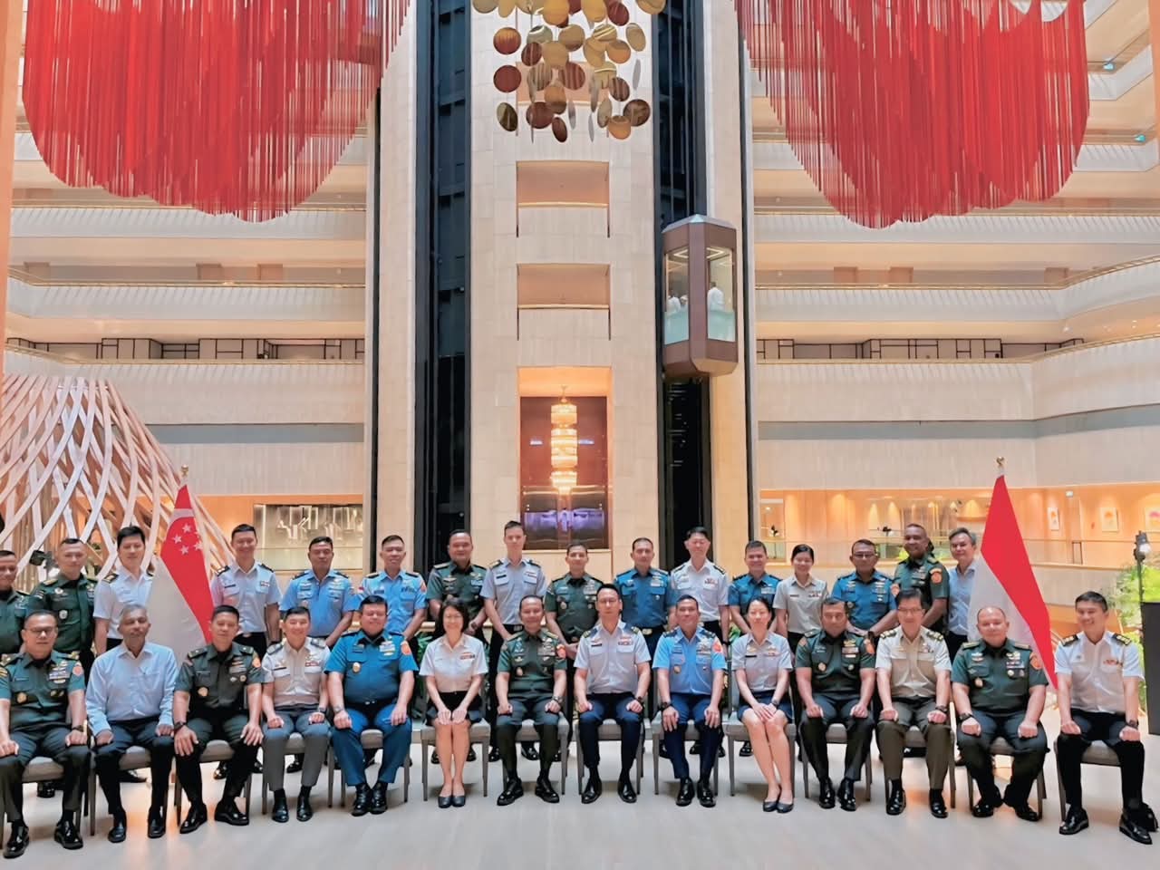 Kasum TNI Pimpin Delegasi Indonesia Pada Sidang Ke-22 TNI-SAF Annual Staff Meeting (TSASM) 2026 di Singapura Kasum TNI Pimpin Delegasi Indonesia Pada Sidang Ke-22 TNI-SAF Annual Staff Meeting (TSASM) 2026 di Singapura