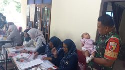 Cegah Stunting Sejak Dini, Babinsa Sertu Yhoni Dampingi Kegiatan Posyandu Di Dusun Gangsri Cegah Stunting Sejak Dini, Babinsa Sertu Yhoni Dampingi Kegiatan Posyandu Di Dusun Gangsri