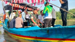 Koramil 0820/06 Sumberasih Amankan Tradisi Petik Laut, Budaya Pesisir Tetap Lestari