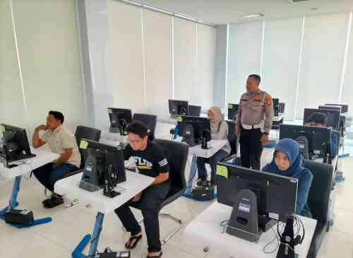 Program Polantas Tuban Menyapa Buka Konsultasi SIM, STNK, BPKB, Warga Tuban Tak Perlu ke Kantor