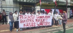 Gerakan Mahasiswa Peduli Perempuan Datangi Kemendagri, Desak Evaluasi Gubernur Banten