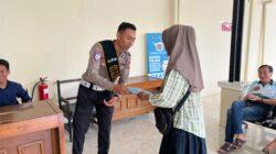 Polantas Tuban Datangi Titik Keramaian, Warga Rebut Kesempatan Konsultasi SIM, STNK, dan BPKB