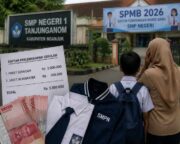 SPMB SMP Negeri di Nganjuk Menuai Sorotan, Wali Murid Pertanyakan Dugaan Beban Biaya Seragam dan Peran Pengawasan Dinas Pendidikan