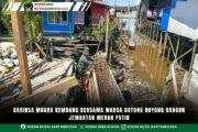 Babinsa Muara Kembang Bersama Warga Gotong Royong Bangun Jembatan Merah Putih