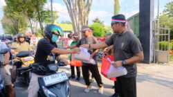 Jum'at Berkah Kodim 0908/Bontang, Tebar Kepedulian Hadirkan Senyum dan Terima Kasih Masyarakat