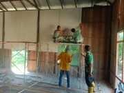 TMMD Imbangan Kodim 1002/HST Percepat Rehab Mushala, Kini Memasuki Tahap Pemasangan Plafon