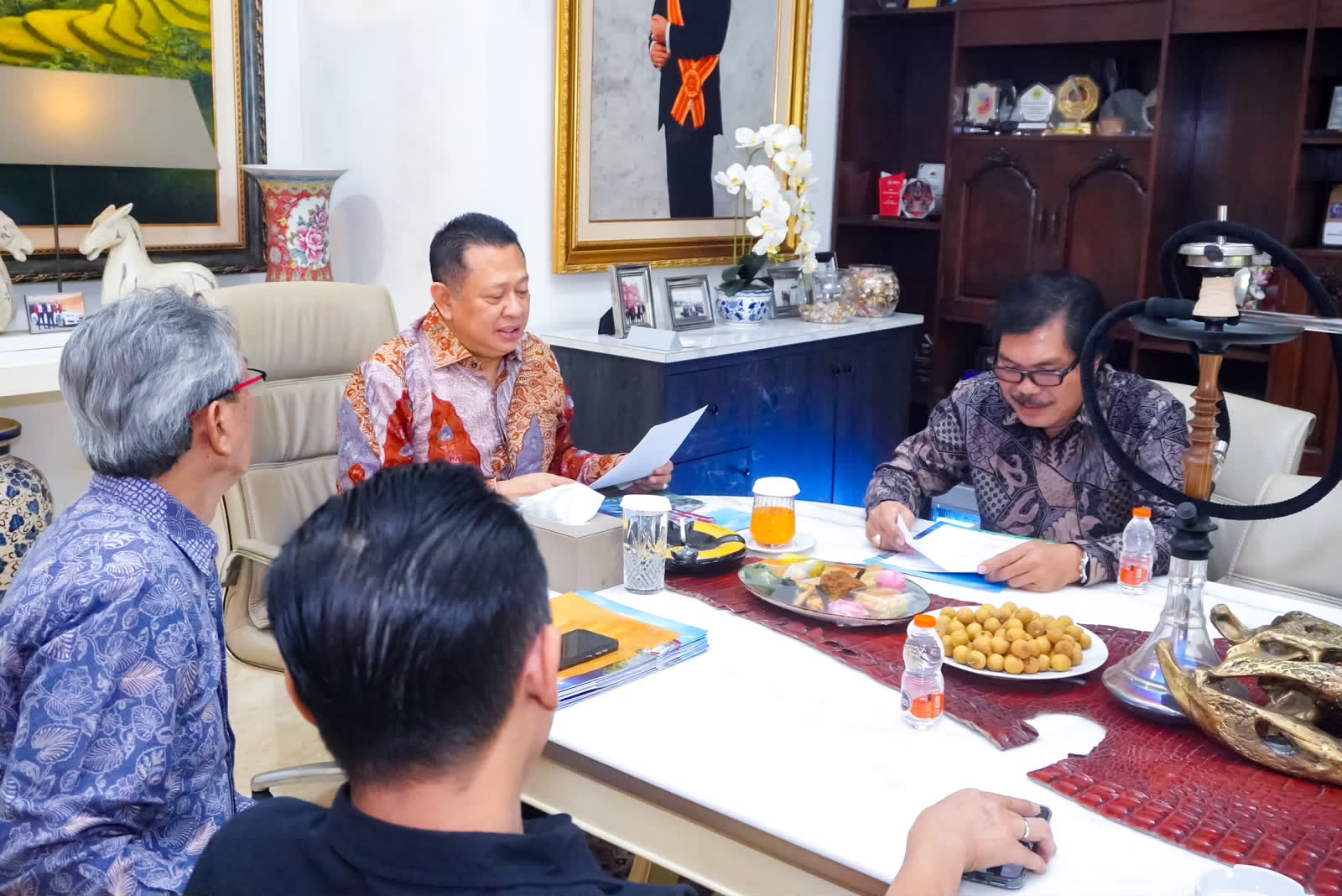 Terima Rektor Universitas Perwira Purbalingga, Bamsoet Dorong Kampus Selaraskan Pendidikan dengan Kebutuhan Dunia Kerja Terima Rektor Universitas Perwira Purbalingga, Bamsoet Dorong Kampus Selaraskan Pendidikan dengan Kebutuhan Dunia Kerja