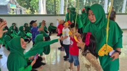 Persit Kodim 1002/HST Semarakkan Kemerdekaan dengan Senam Aerobik, Cek Kesehatan dan Lomba