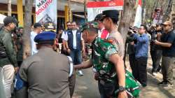 Perkuat Ekonomi dan Jaga Kelestarian Pesisir Pantai Bahak, Koramil Tongas Kawal Dan Amankan Kegiatan Relawan Bakti BUMN