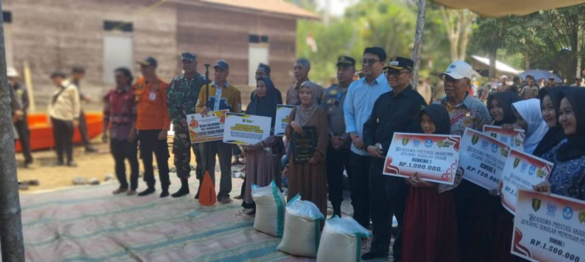 Danramil Muara Uya-Jaro Hadiri Program Bunga Desa, Bupati Tabalong Serap Aspirasi Warga Pelosok