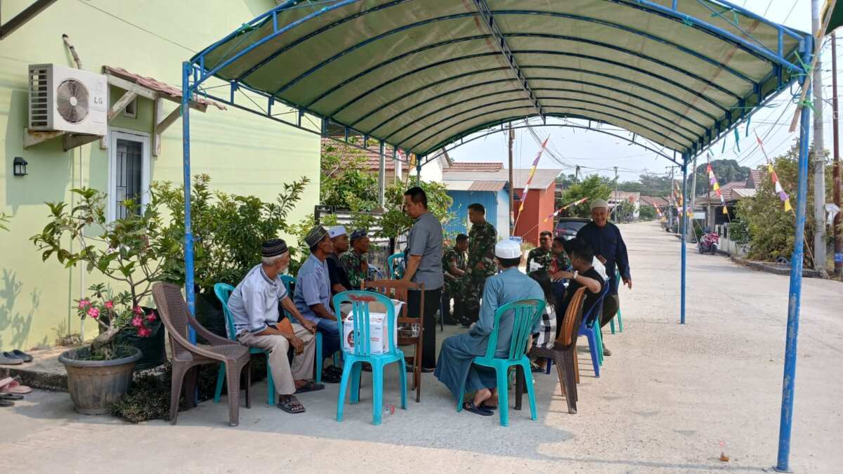 Anggota Kodim 1008/Tabalong Ta’ziah Ibunda Babinsa yang Meninggal Dunia