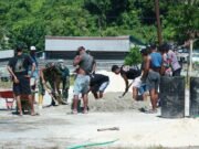 Dari Terbengkalai Jadi Kebanggaan, Satgas TMMD Rehab Lapangan Bola Voli