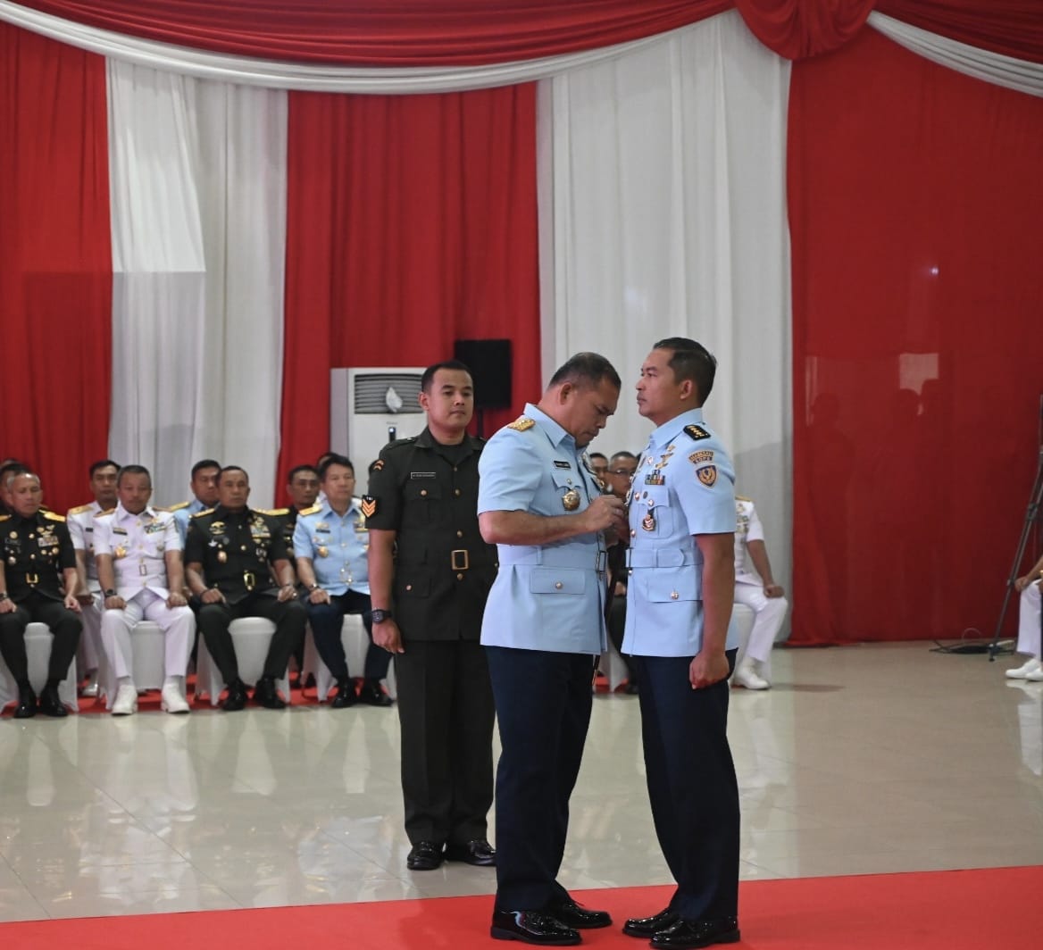 Panglima TNI: Pemimpin Harus Adaptif dan Tepat Mengambil Keputusan Panglima TNI: Pemimpin Harus Adaptif dan Tepat Mengambil Keputusan