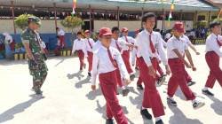 Babinsa Koramil 0908-03/Anggana Berikan Pelatihan PBB kepada Siswa SDN 003 Anggana