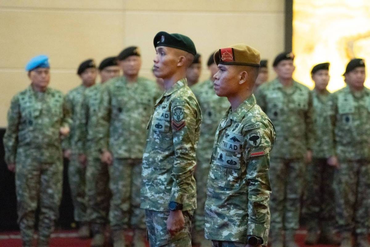 Panglima TNI Beri Penghargaan Istimewa Atas Aksi Heroik Dua Prajurit TNI di Masjid Baiturrahman Panglima TNI Beri Penghargaan Istimewa Atas Aksi Heroik Dua Prajurit TNI di Masjid Baiturrahman