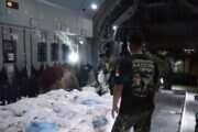 Hari Kedelapan Penanganan Gempa NTT, TNI Salurkan 695,170 Ton Bantuan