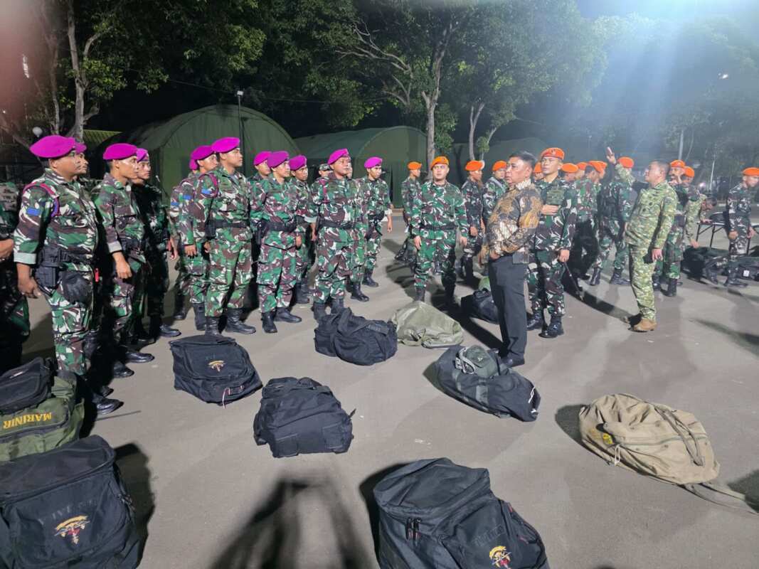 TNI Kerahkan Satgas Khusus Percepat Penanganan Karhutla di Riau TNI Kerahkan Satgas Khusus Percepat Penanganan Karhutla di Riau