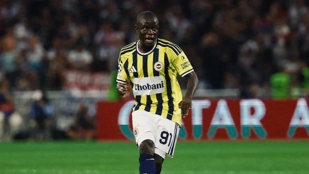 Fenerbahce Kembali ke Liga Champions Setelah 18 Tahun Berjuang Fenerbahce Kembali ke Liga Champions Setelah 18 Tahun Berjuang